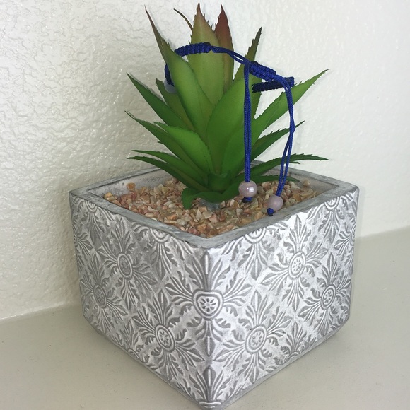 Handmade Chinese Knotting Bracelet W/ Glass Beads - Picture 4 of 8